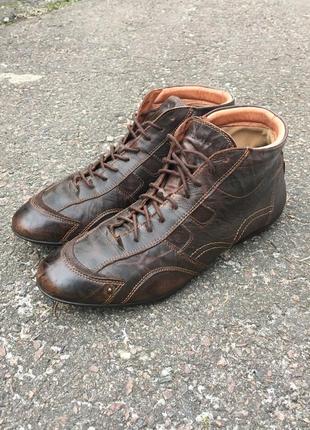 Levis кроссовки ботинки кожаные коричневые 44