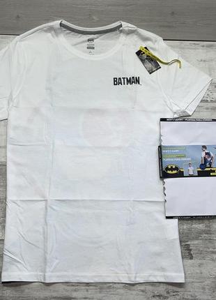 Мужская футболка белая livergy batman размер м.