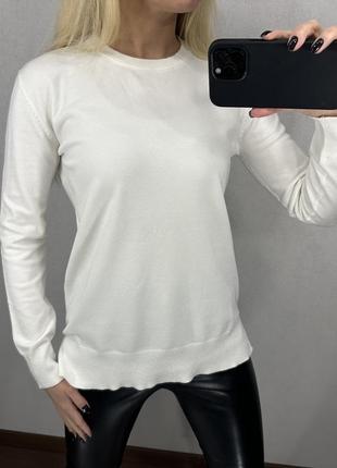 Белый мягкая свитер. amisu. размеры зс, с, м.