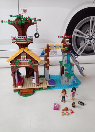 Lego friends спортивный лагерь: дом на дереве (41122)