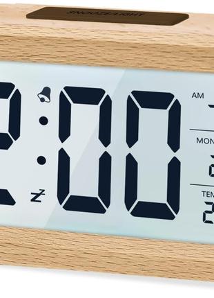 Деревянный цифровой будильник Clock