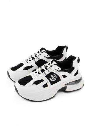 Черно-белые спортивные кроссовки экокожа с текстилем