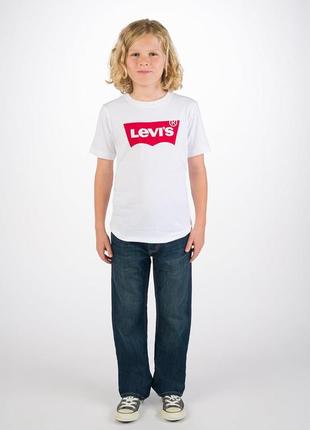 Новая футболка levi's 10-12 лет