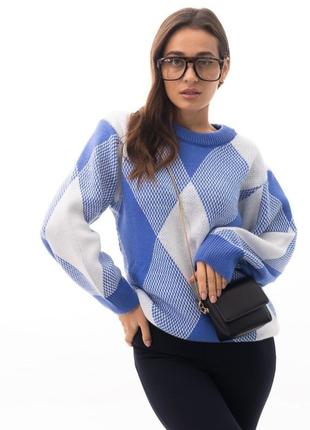 Жіночий в'язаний светр в ромби