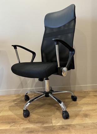 Офісне компʼютерне геймерське крісло самовивіз дніпро