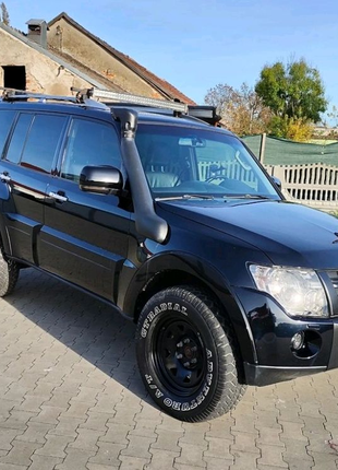 Mitsubishi Pajero 3,2 tdi для ЗСУ