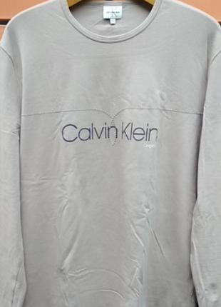Продам футболку лонслив джемпер бренду calvin klein ck