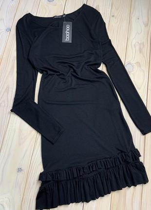 Черное вискозное базовое приталенное платье boohoo