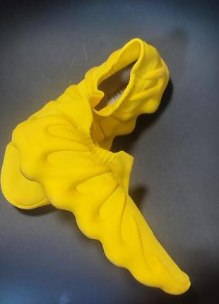 Супер модные кроссовки желтого цвета