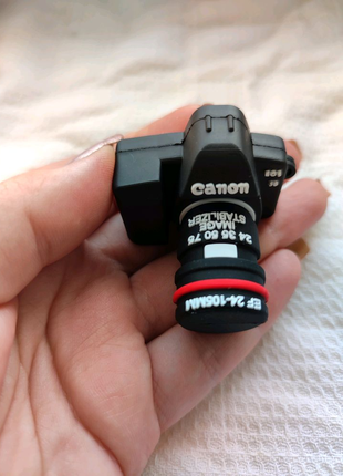 Флешка USB фотоапарата Canon, 32Гб