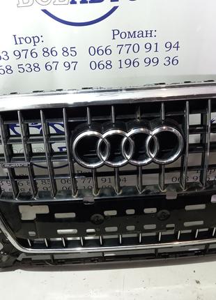 8r0853651r решетка радиатора Audi Q5 12-16