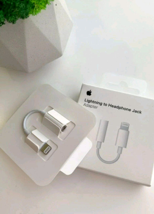 Переходник Apple Lightning to 3.5 mm Headphone Jack