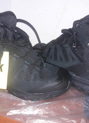 Продам новые тактические ботинки GORE-TEX AEISK черные