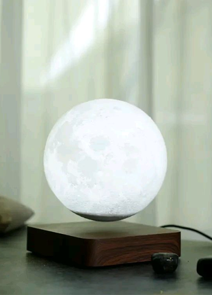 Левітуюча лампа на акумуляторі «Moon»