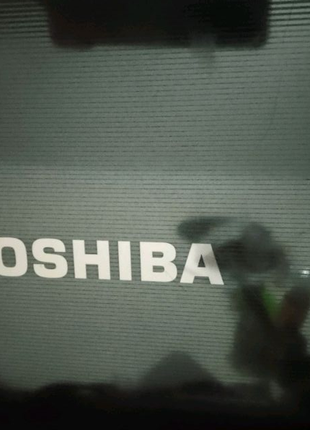 Ноутбук Toshiba 15 inch Windows 7.
с DVD  
В отличном