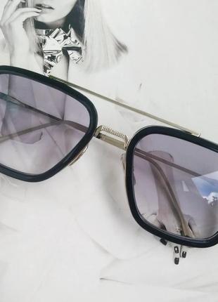 Уценка Солнцезащитные очки Тони Старка Серый для фотосессий