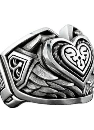 Великолепное кольцо серебряные Крылья Ангела держат сердце раз...