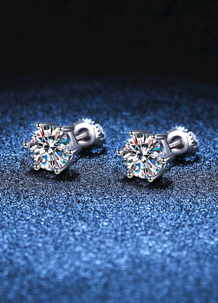 Жіночі сережки-гвоздики з діамантами з муассанітом 0,5ct