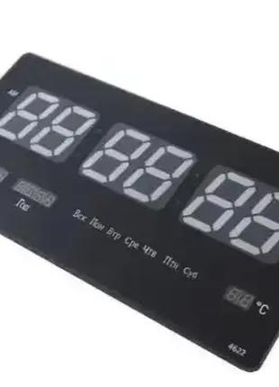 Электронные настольные часы с будильником, календарем, термоме...