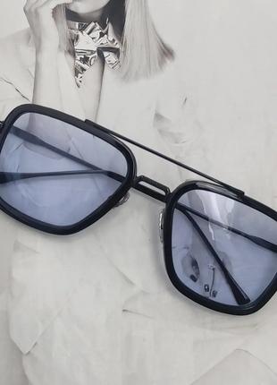 Уценка Солнцезащитные очки Тони Старка Синий в черном для фото...