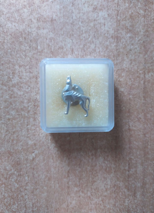 Металевий значок (пін) із зображенням вовка