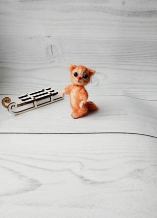 Кіт, котик, кішка, мініатюрна реалістична в'язана іграшка