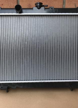Радиатор Nissan Primera p12 2.0 (01-07)