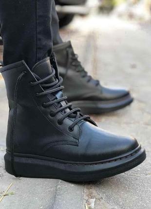 Мужские черные высокие демисезонные ботинки на шнуровке в стил...
