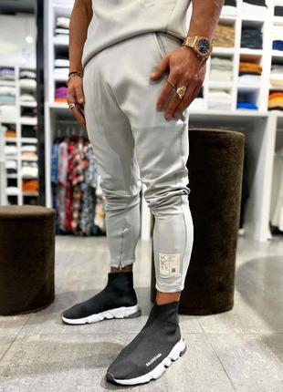Мужские серые спортивные штаны зауженные с молнией снизу, Турция