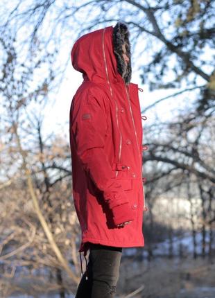 Мужская красная зимняя теплая куртка парка с мехом и капюшоном...