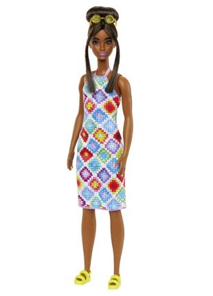 ​Лялька Barbie Fashionistas в сукні з візерунком у ромб (HJT07)