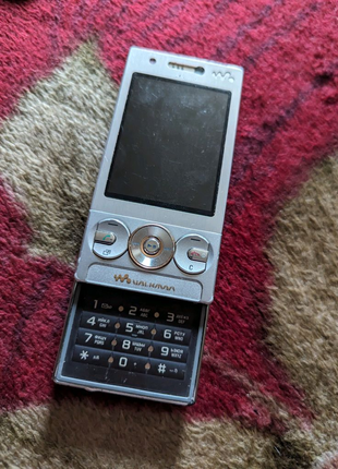 Sony Ericsson w705 w705i