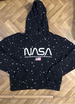 Свитшот кофта худи с капюшоном NASA укорочённый чёрный с принтом