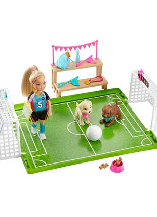 Ляльковий набір Barbie Футбольна команда Челсі (GHK37)