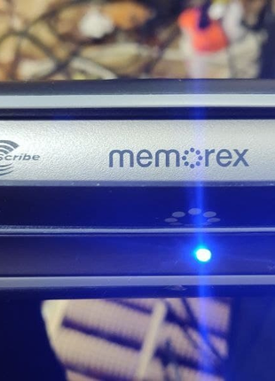 Зовнішній DVD-RW USB-пристрій Memorex mrx-550le