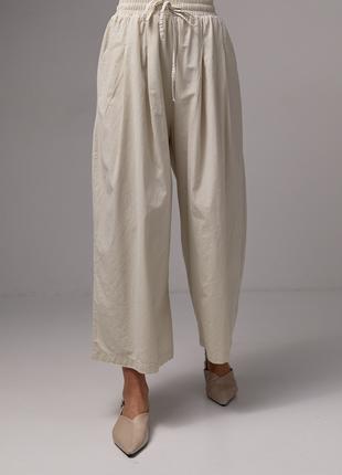 Женские брюки-кюлоты на резинке - бежевый цвет, M