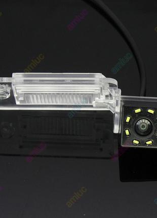 Камера заднего вида Audi A3, A4, A6, A8, S5 с ИК подсветкой 8 led