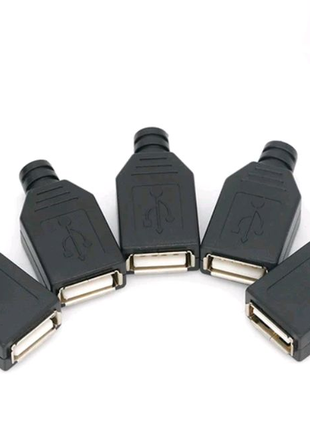 Разборные Гнезда USB хорошего качества для удлинителей USB.
