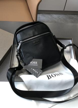 Чоловіча шкіряна сумка Boss
