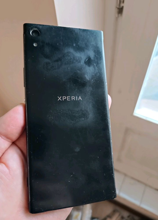 Продам телефон Sony Xperia xa1 ultra