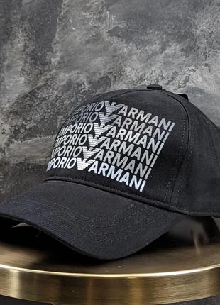 Мужская черная кепка Emporio Armani