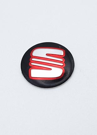 Логотип для автоключа Seat 14 мм (чёрный+красный)