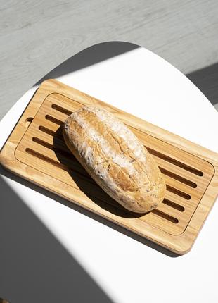 Дошка для нарізки хліба