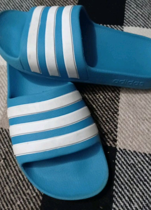 Шльопанці Adidas