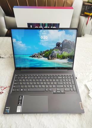 Ноутбук Lenovo Slim 7 16IAH7 14 ядер