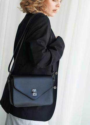 Жіноча сумка чорна сумка кросбоді сумочка через плече