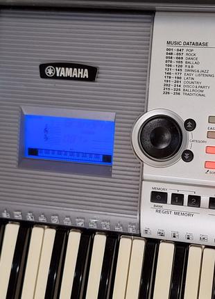 Синтезатор Yamaha PSR-E403 + Подарунки.