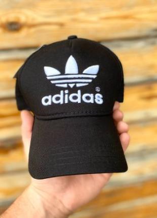 Летняя кепка Adidas бейсболка Адидас унисекс с нашивкой черная...