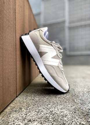 New balance 327 beige&white