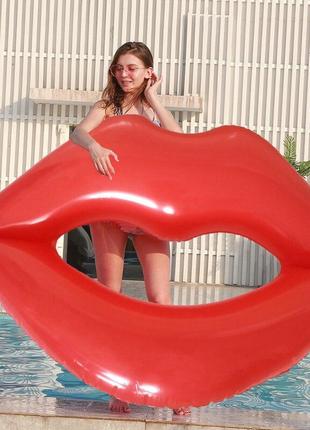 Надувные губы 180см! Красные для пляжа и бассейна!